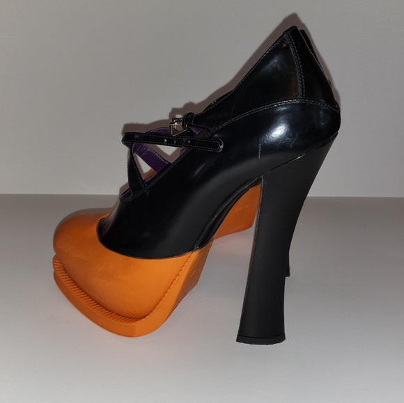 SOLD  PRADA RUNWAY 2012 Orange leather & Rubber Mary Jane Heels  FINAL PRICE 🧡 - Picture 7 of 16